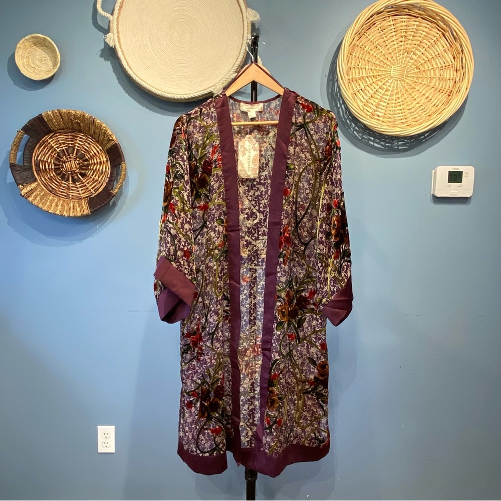Band of Gypsies Multicolor Floral Kimono - Picture 2 of 4